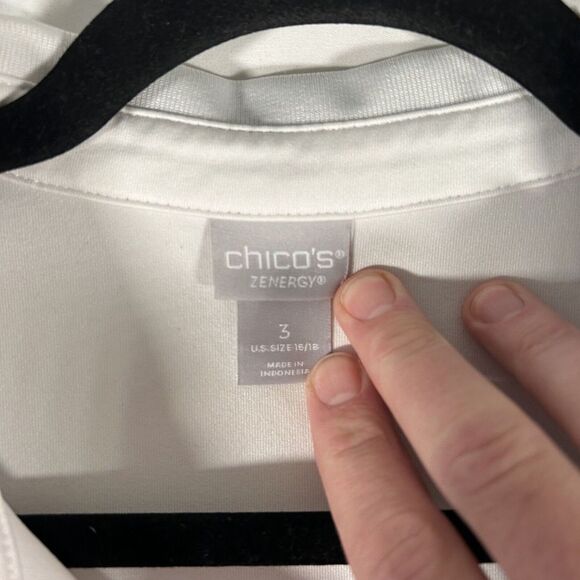 Chico's Tank Top Womens 3 XL White Collared Zenergy 1/4 Button Sleeveless - Picture 4 of 9